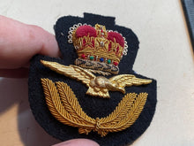 Load image into Gallery viewer, Original British Royal Air Force RAF Officer&#39;s Bullion Cap Badge - Lightly Used
