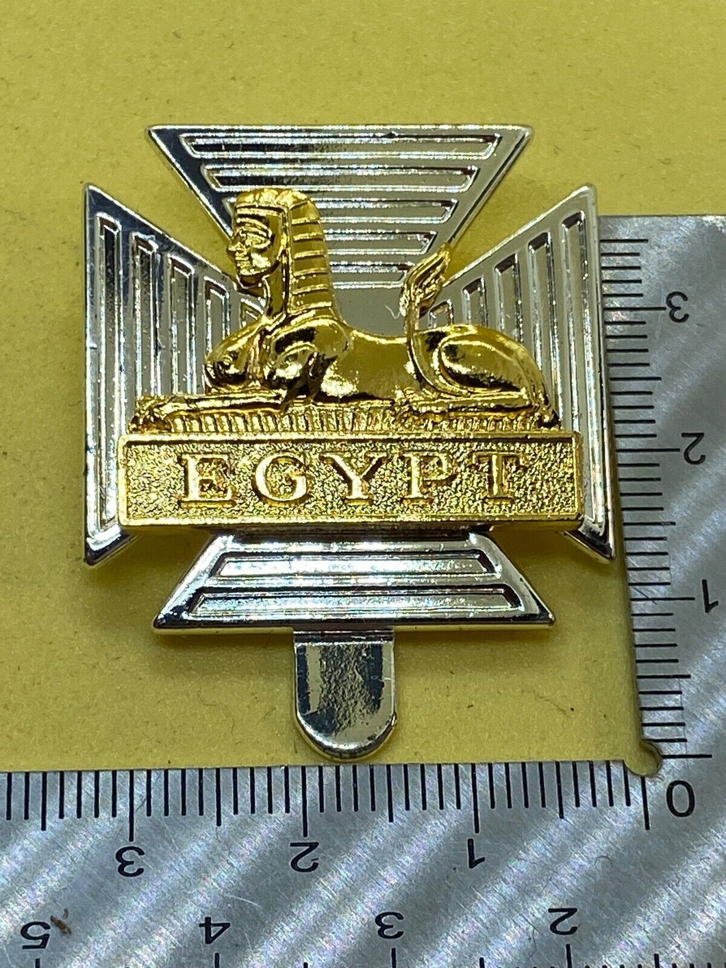 British Army Royal Gloucestershire, Berkshire & Wiltshire Regiment Cap Badge