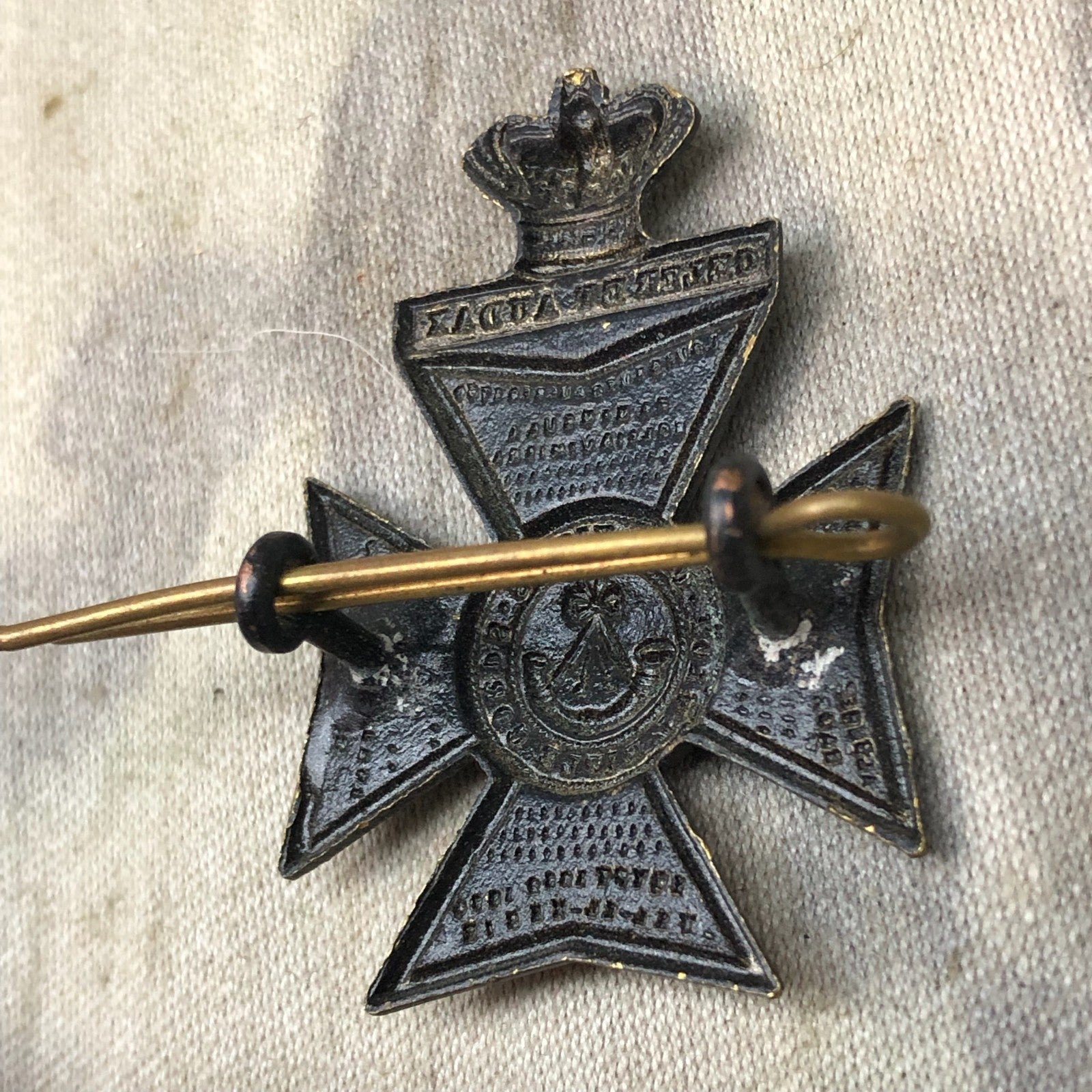 Original British Army King’s Royal Rifle Corps KRRC Victorian Crown Cap Badge - The Militaria Shop