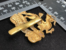 Charger l&#39;image dans la galerie, Original WW2 British Army Royal Berkshire Regiment Cap Badge
