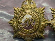 Load image into Gallery viewer, Original British Army WW1 GV1 Royal Army Service Corps Collar Badges
