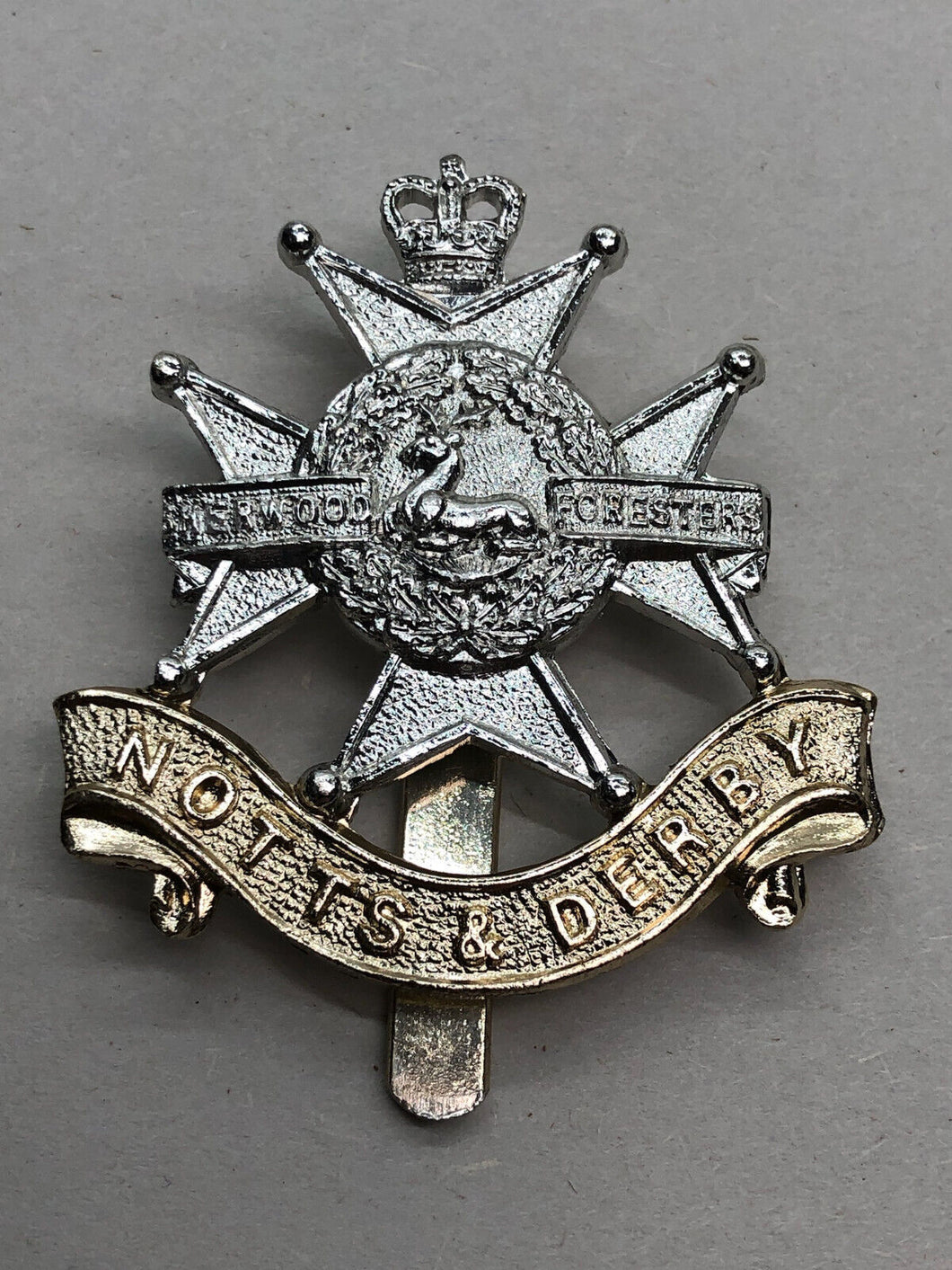 Genuine British Army Cap Badge - Sherwood Foresters Notts & Derby Cap Badge