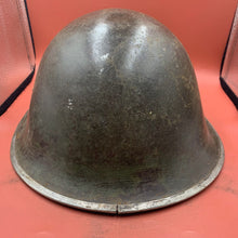 Lade das Bild in den Galerie-Viewer, Original British / Canadian Army WW2 Soldiers Military Combat Mk3 Turtle Helmet
