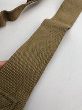 Charger l&#39;image dans la galerie, Original WW2 British Army 37 Pattern Radio Shoulder Strap
