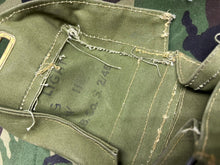 Load image into Gallery viewer, Original WW2 British Army Soldiers Assault Gas Mask Bag 1945 Dated
