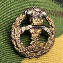 Load image into Gallery viewer, Original British Army WW2 Collar Badge - Middlesex Regiment - The Militaria Shop
