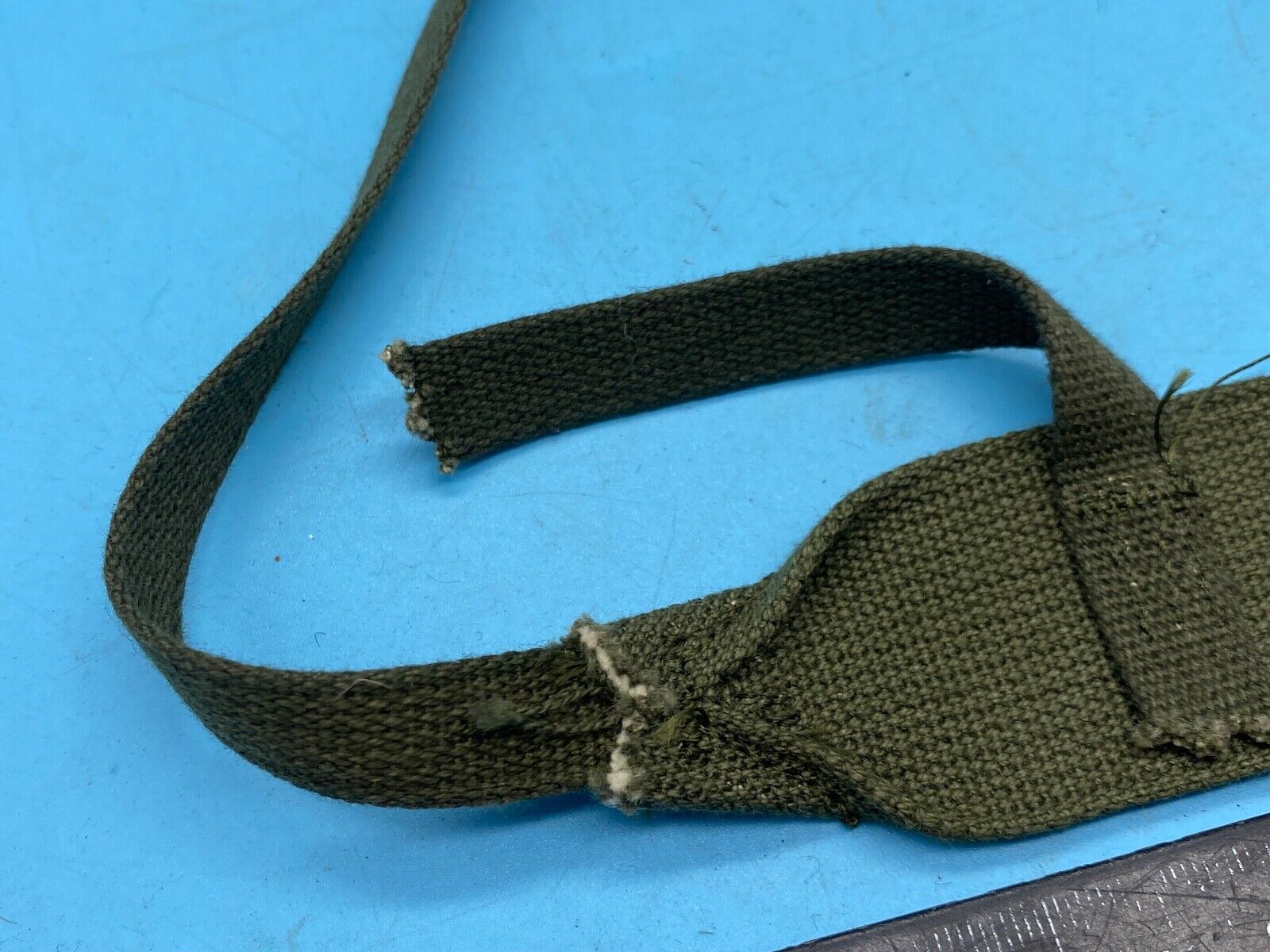 Original WW2 US Army Liner Neck Strap - The Militaria Shop