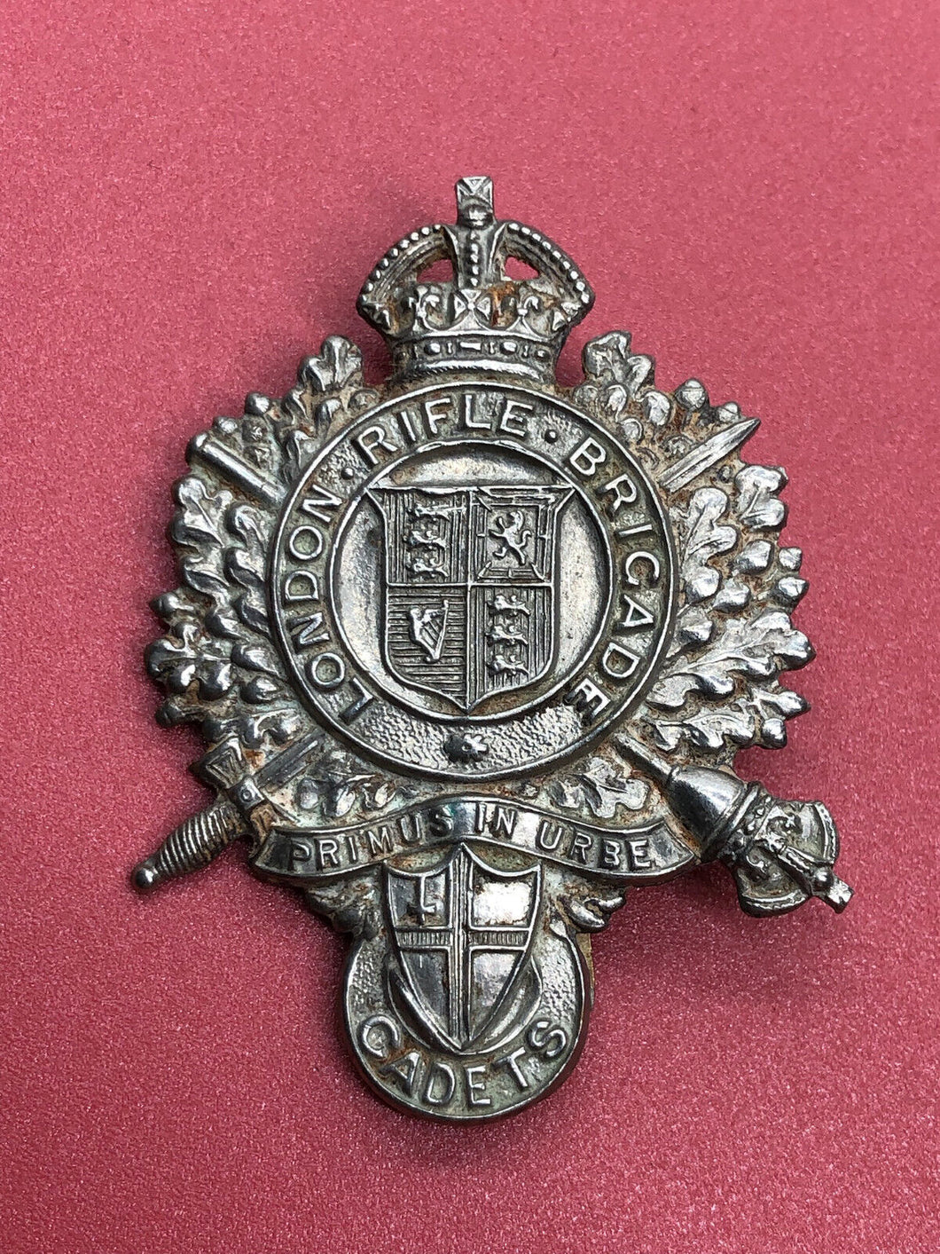 Original WW1 British Army London Rifle Brigade Cadets Cap Badge