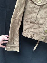 Load image into Gallery viewer, Original British Army Battledress Jacket - Royal Signals - 37&quot; Chest
