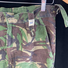 Charger l&#39;image dans la galerie, Genuine British Army DPM Combat Trousers - Size 76/88/104
