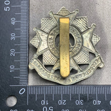 Load image into Gallery viewer, Original WW2 British Army Bedfordshire &amp; Hertfordshire Regiment Cap Badge
