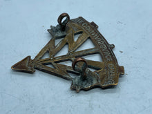 Charger l&#39;image dans la galerie, Original British Army WW2 Reconnaissance Corps Cap Badge - The Militaria Shop
