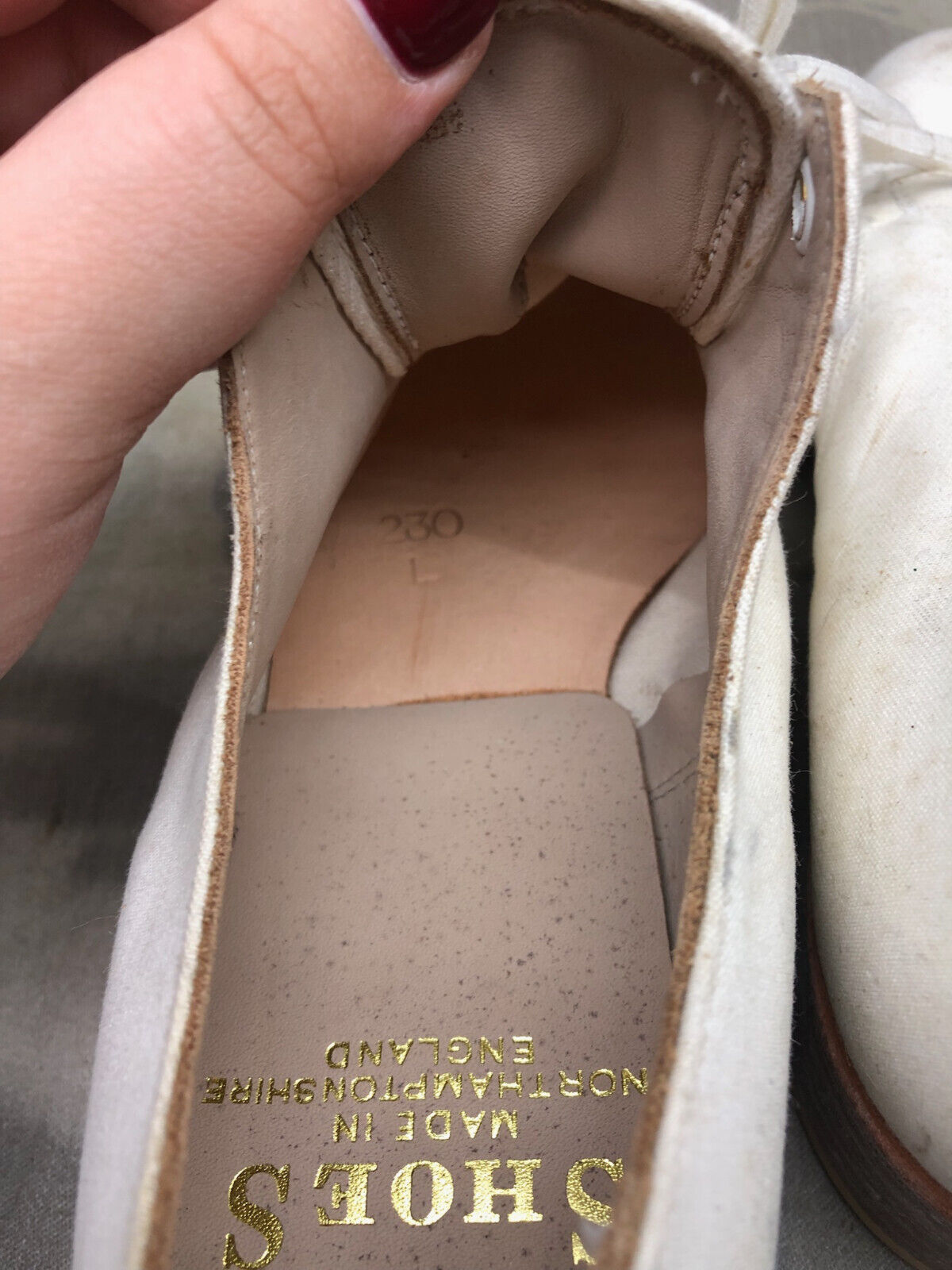 Genuine British Army Women's White Summer Shoes - WW2 Pattern - Size UK 4.5 L - The Militaria Shop