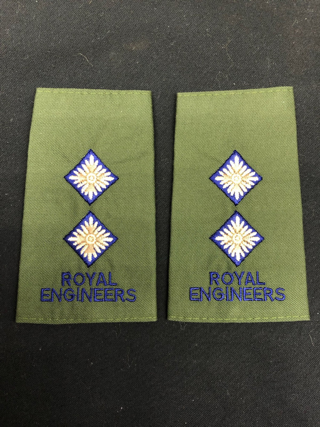 Genuine British Army Royal Engineers Rank Slides, Olive Green, (Lt) - The Militaria Shop
