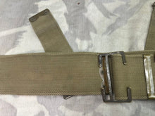 Charger l&#39;image dans la galerie, Original WW1 British Army 1908 08 Pattern Webbing Belt - 1916 Dated - 48&quot; Waist
