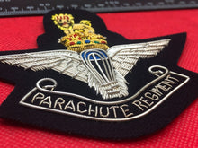 Charger l&#39;image dans la galerie, British Army Bullion Embroidered Blazer Badge - Parachute Regiment
