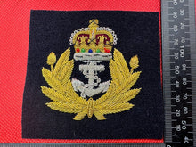 Charger l&#39;image dans la galerie, British Royal Navy Bullion Embroidered Blazer Badge
