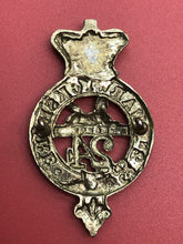 Load image into Gallery viewer, British Army Victorian Crown 2nd Warwickshire Cap Badge

