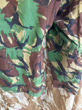 Charger l&#39;image dans la galerie, Genuine British Army 1968 Pattern DPM Combat Smock - Size 1 - 40&quot; Chest
