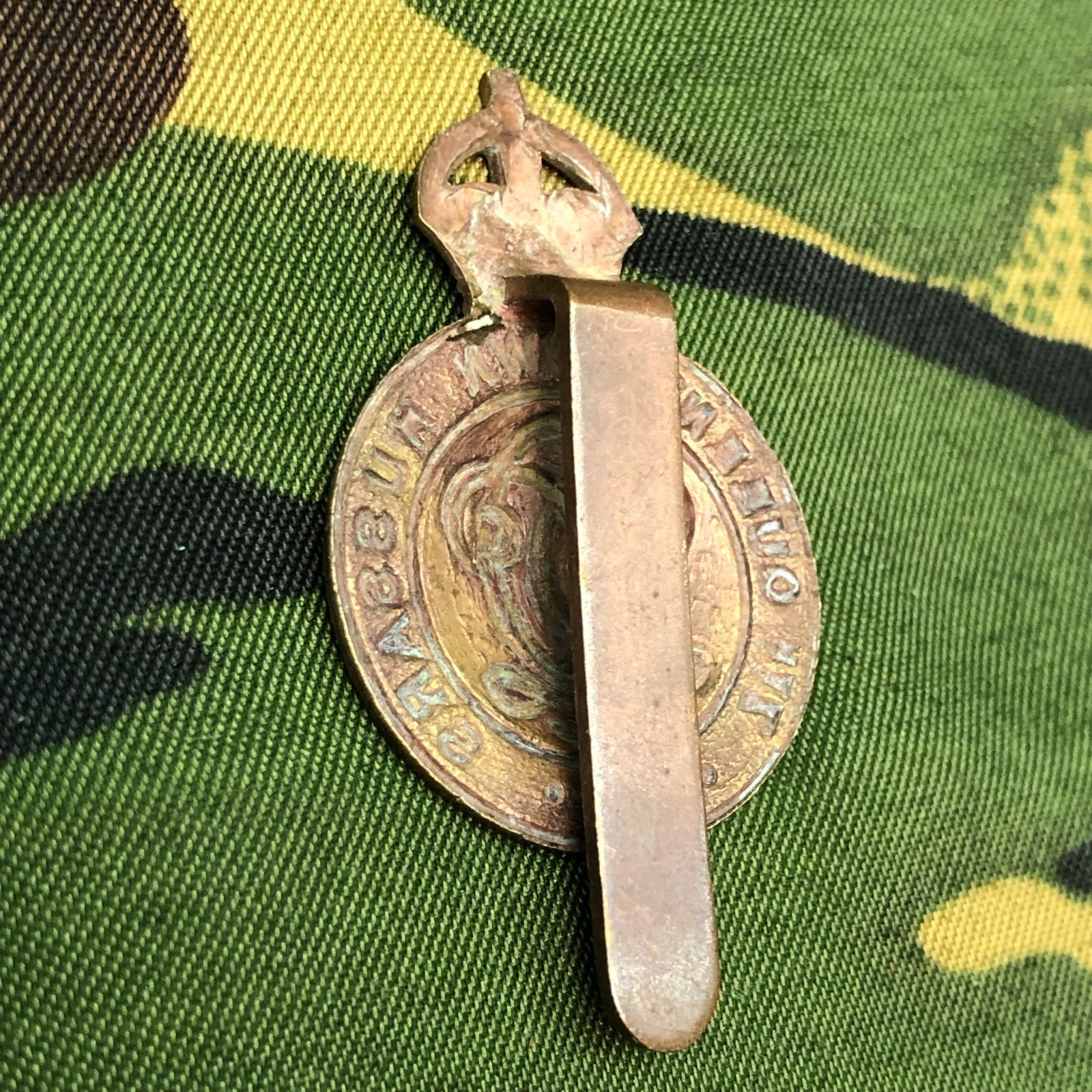 Original WW1 British Cap Badge - 7th Queen's Own Hussars - The Militaria Shop