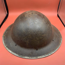 Lade das Bild in den Galerie-Viewer, Original WW2 Mk2 British Army Brodie Combat Helmet
