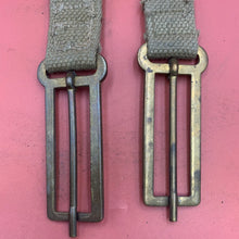 Charger l&#39;image dans la galerie, Original WW2 British Army 37 Pattern Webbing Brace Adaptors Pair
