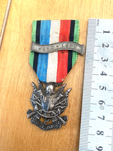 Load image into Gallery viewer, Original Franco-War Medal of 1870-1871 with clasp for &#39;1870-1871&#39;
