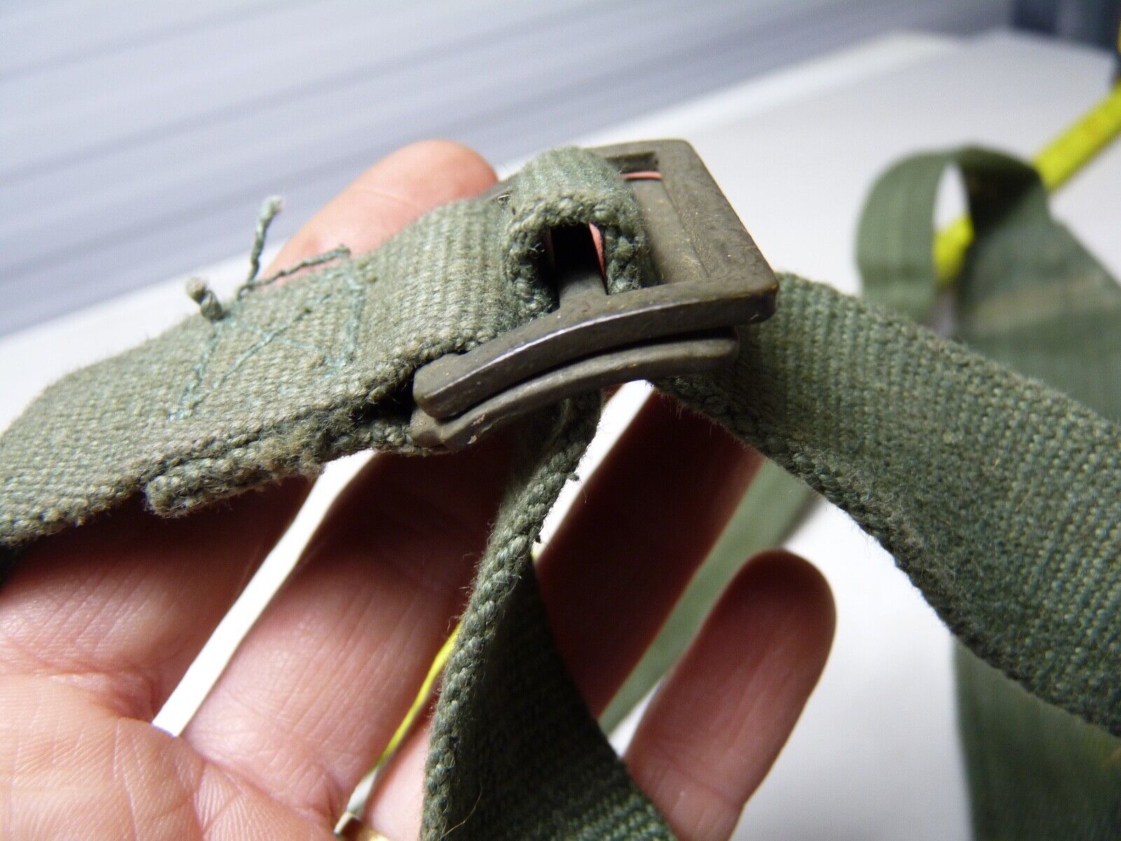 Original WW2 British Army 44 Pattern Shoulder / Extended Equipment Strap - 1945 - The Militaria Shop