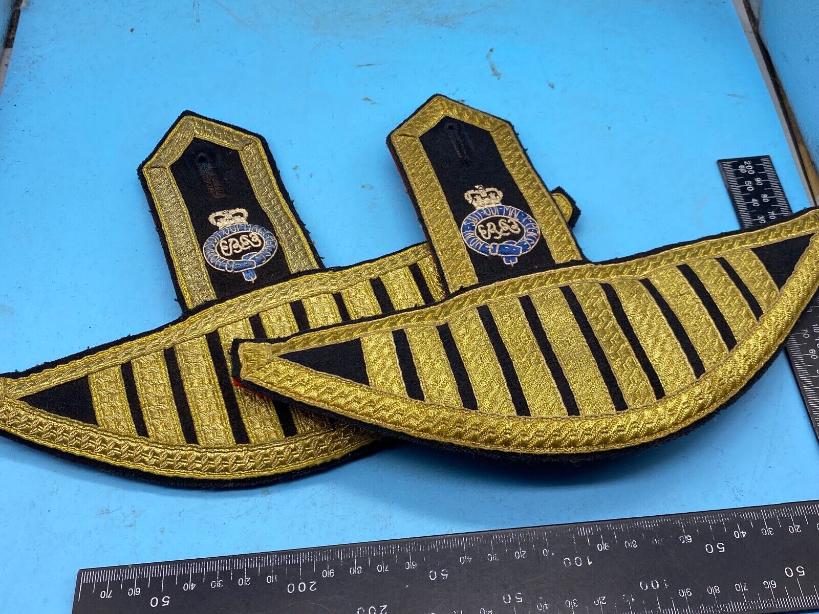 Pair of Original British Army Grenadier Guards Bandsman's Epaulettes / Wings - The Militaria Shop