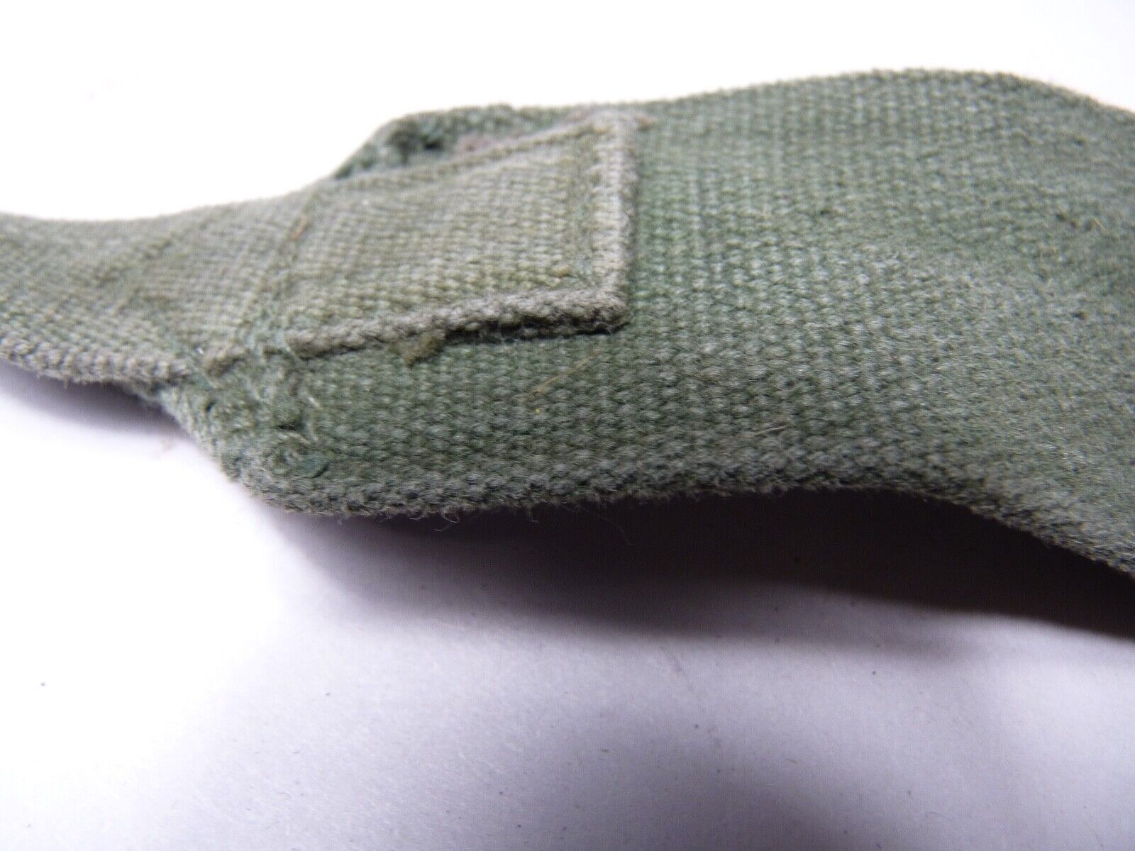 Original WW2 British Army 44 Pattern Shoulder / Extended Equipment Strap - 1945 - The Militaria Shop