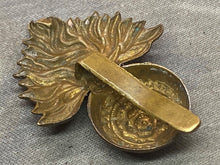 Load image into Gallery viewer, Original WW1 / WW2 British Army Royal London Fusiliers Cap Badge
