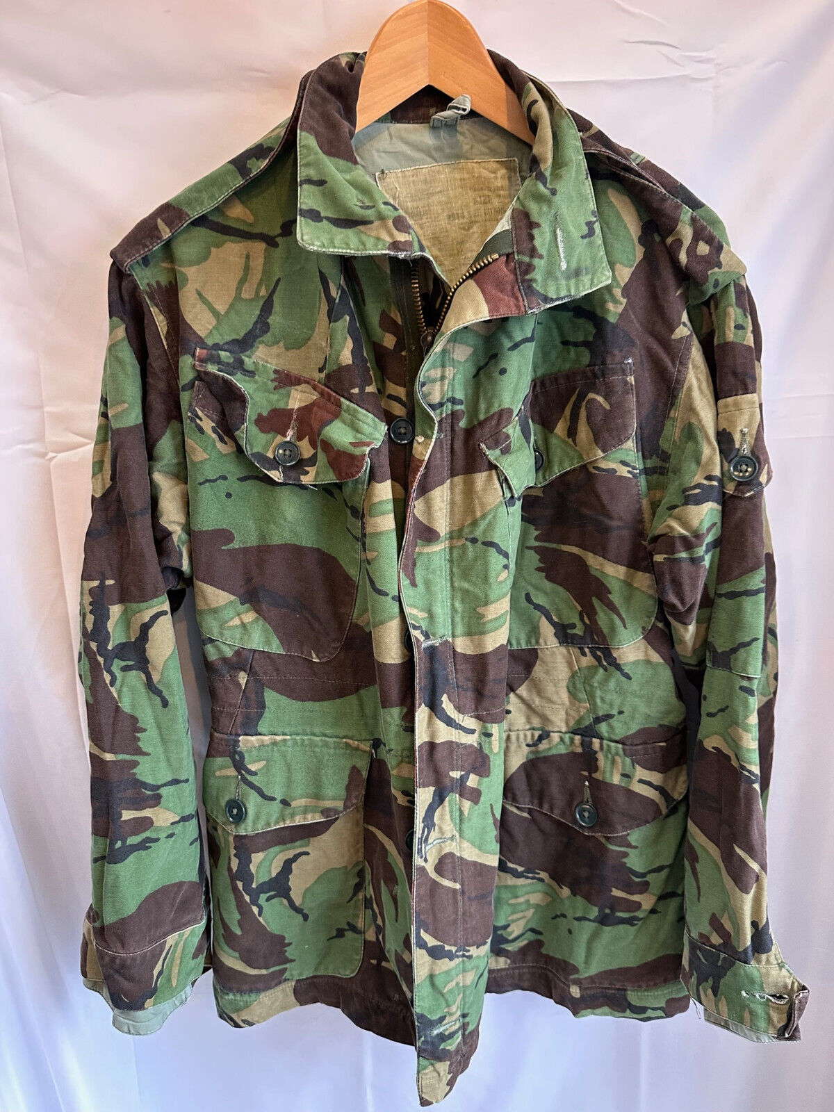 Genuine British Army Surplus DPM Camouflaged 1968 Pattern Smock - Size 36" Chest - The Militaria Shop