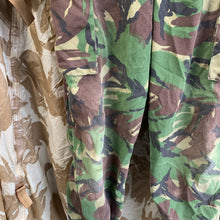 Lade das Bild in den Galerie-Viewer, Original British Army Jungle DPM Camouflaged Combat Trousers - 75/76/92
