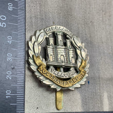 Load image into Gallery viewer, Original WW2 British Army Cap Badge - Northamptonshire Regiment
