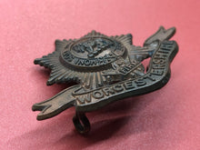 Load image into Gallery viewer, Original WW1 British Army Cap Badge - Worcestershire Regiment
