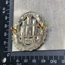 Load image into Gallery viewer, Original WW2 British Army Cap Badge - Northamptonshire Regiment
