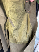 Load image into Gallery viewer, Original WW2 British Army Officers Light Infantry Greatcoat - 1939 - 36&quot; Chest
