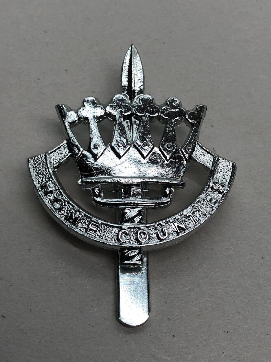 Genuine British Army Cap Badge - Home Counties Brigade