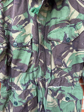 Load image into Gallery viewer, Genuine British Army DPM Camouflaged Combat Smock Jacket - Size 170/96
