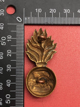 Load image into Gallery viewer, Original WW2 British Army Fusiliers Cap Badge

