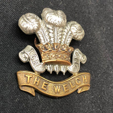 Load image into Gallery viewer, Original WW2 British Army Cap Badge - The Welch - The Militaria Shop
