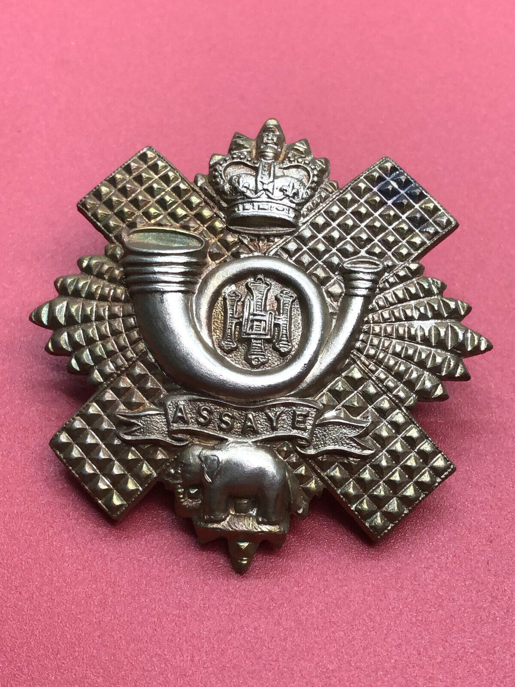 Genuine British Army Cap Badge - Highland Light Infantry HLI