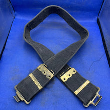 Lade das Bild in den Galerie-Viewer, WW2 British Army / RAF 37 Pattern Combat Belt - Used Original - 40&quot; Waist
