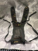 Lade das Bild in den Galerie-Viewer, British Army DPM Day Yoke
