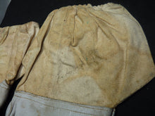 Load image into Gallery viewer, Original WW2 Pattern British Army White Camouflaged Gloves / Gunners Mittens
