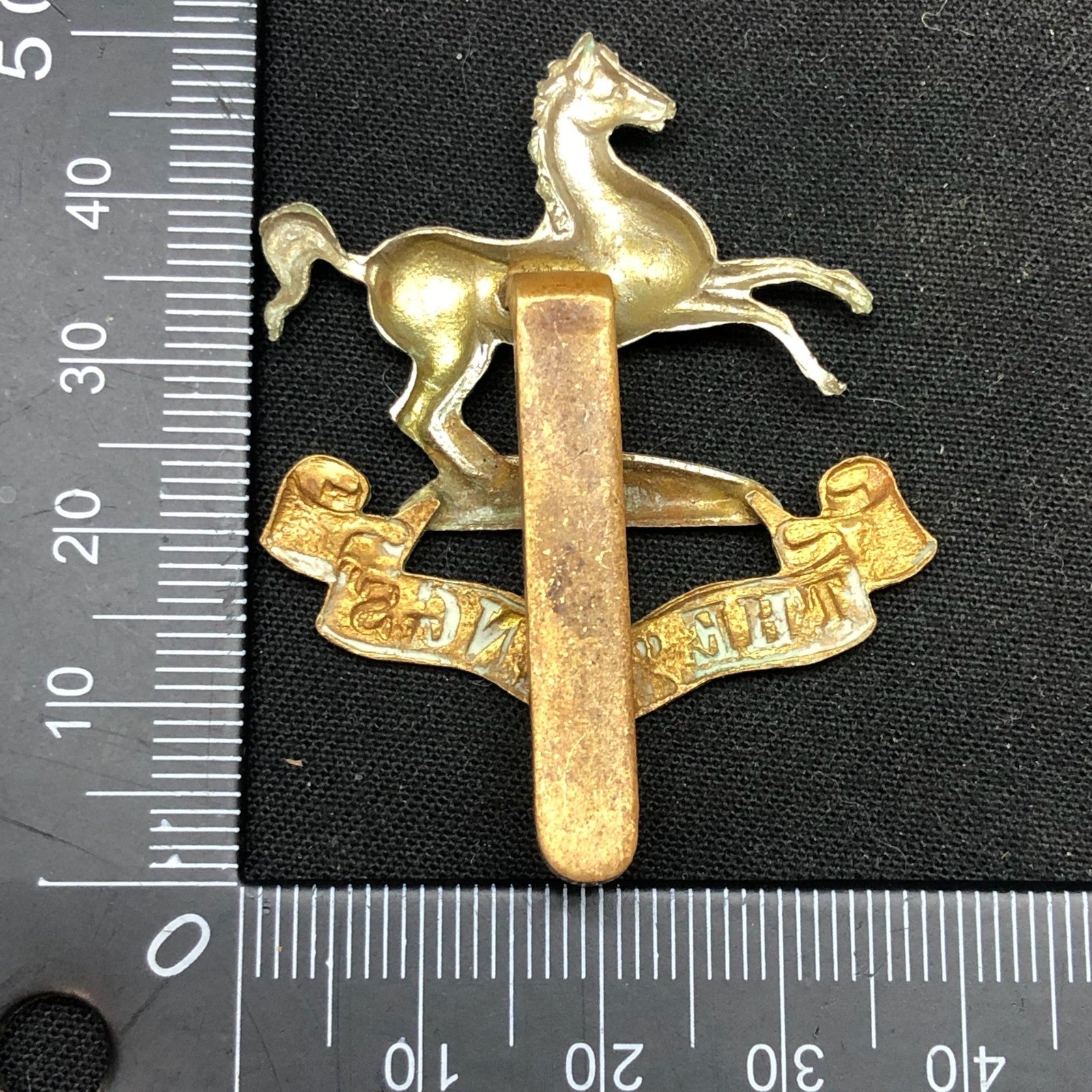 Genuine WW2 British Army Brass Cap Badge - King's Regiment (Liverpool) - The Militaria Shop
