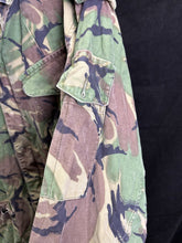 Load image into Gallery viewer, Surplus British Army 68 Pat Woodland DPM Smock Combat Jacket -Size 7 - The Militaria Shop
