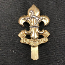 Load image into Gallery viewer, Genuine British Army Staybrite Cap Badge - The Kings Regiment - The Militaria Shop
