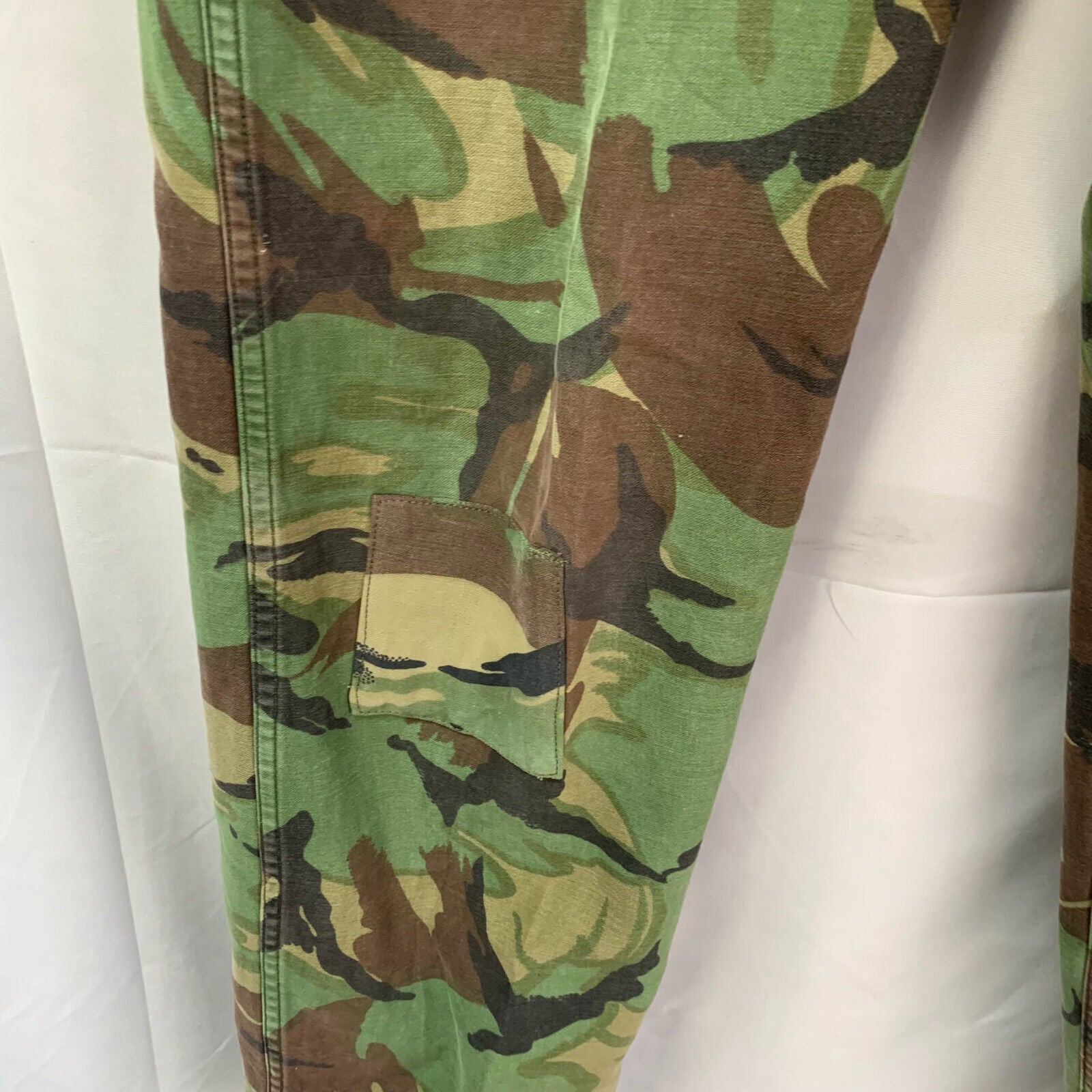 Genuine British Army 68 Pattern DPM Jungle Camouflaged Trousers - Size 28" Waist - The Militaria Shop