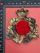 Load image into Gallery viewer, Victorian British Army 6th Warwickshire Regiment of Foot Shako Helmet Badge
